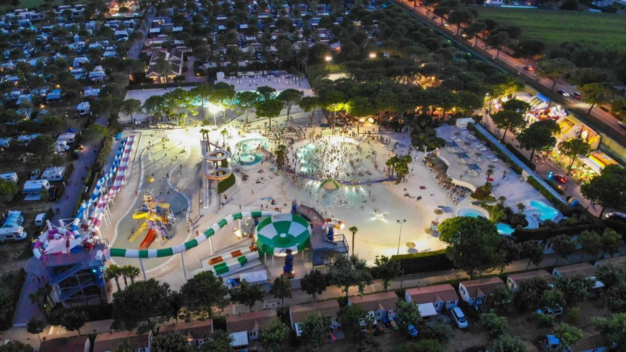 Caravan Cavallino - Valentini In Campeggio Union Lido Екстериор снимка